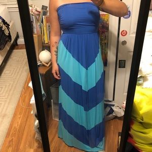Blue stripped strapless maxi dress